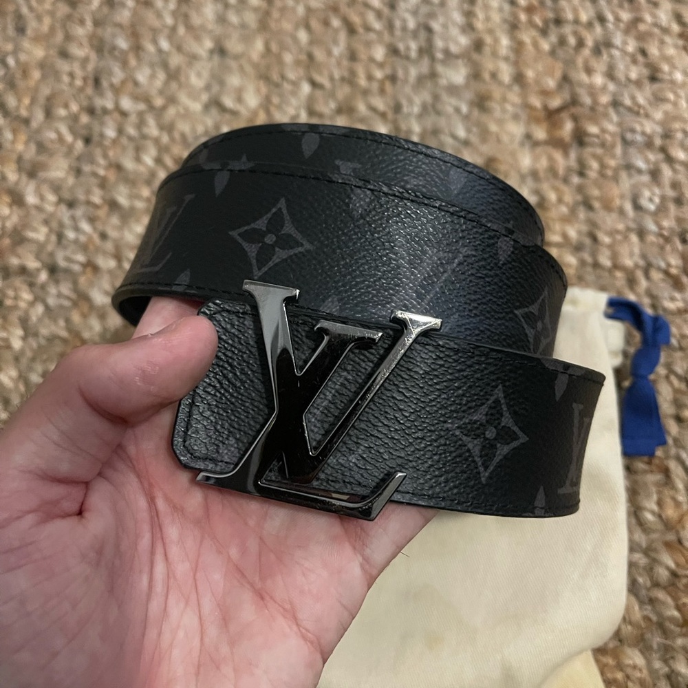 Louis Vuitton Men’s Reversible Belt